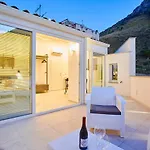 Porta Del Golfo & מלון דירות 3*