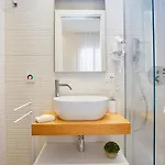 מלון דירות Porta Del Golfo & 3*
