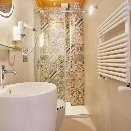 Porta Del Golfo Apartments&suites Aparthotel