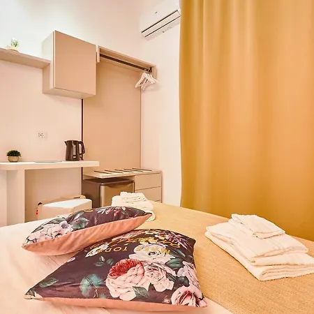 Porta Del Golfo & Aparthotel *
