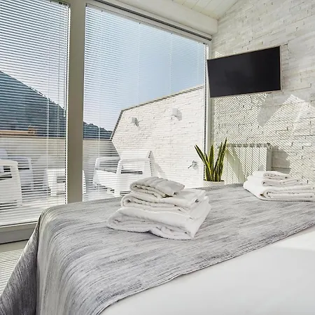 Aparthotel Porta Del Golfo &